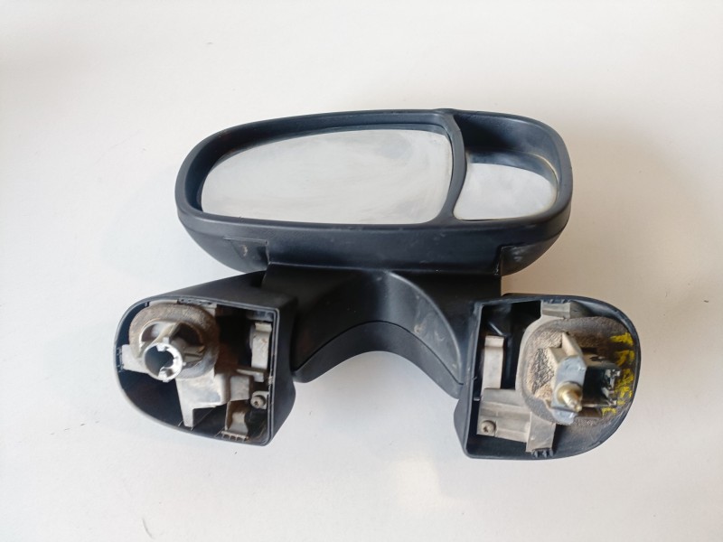 Recambio de retrovisor derecho para nissan primastar (x83) m9r692 referencia OEM IAM   