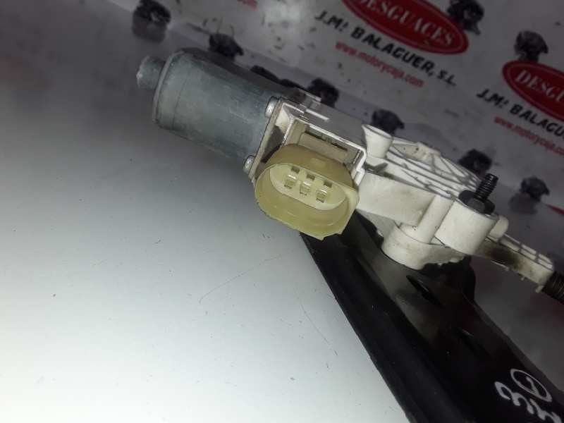 Recambio de elevalunas delantero izquierdo para bmw serie 3 touring (e91) m57d30tu2 referencia OEM IAM 6927027  