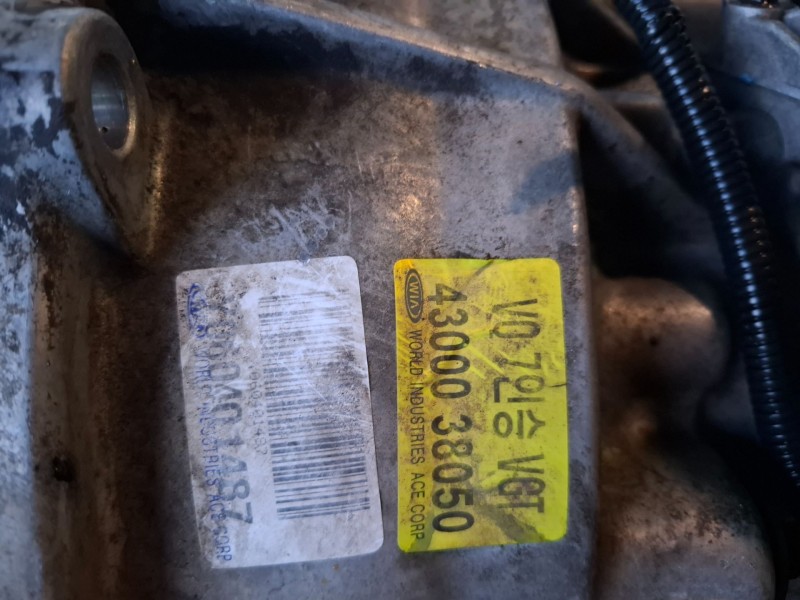 Recambio de caja cambios para kia carnival j3 referencia OEM IAM Y060401487  