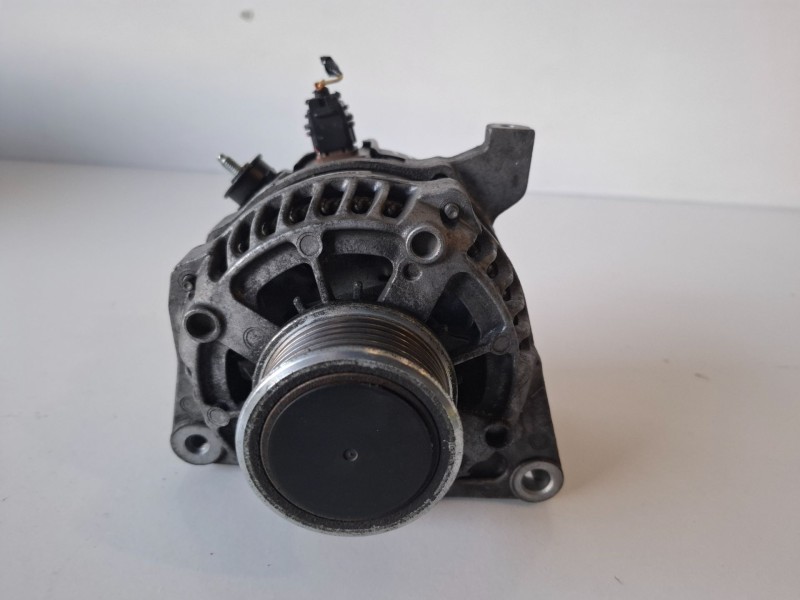 Recambio de alternador para toyota yaris (ksp1/nlp1/nsp1) 1nd referencia OEM IAM 270600N090  