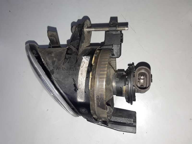Recambio de faro antiniebla derecho para volkswagen passat variant (3c5) bkp referencia OEM IAM   