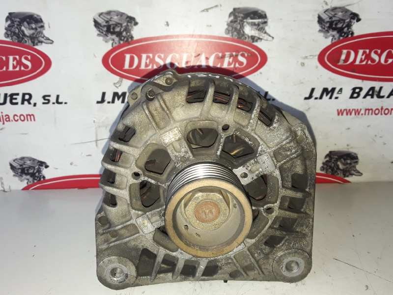 Recambio de alternador para renault master furgón g9t722 referencia OEM IAM 7700427476/125A/2542393D/SG12B030  
