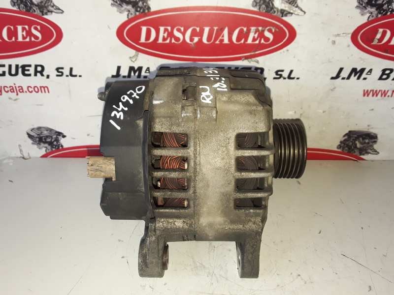 Recambio de alternador para renault master furgón g9t722 referencia OEM IAM 7700427476/125A/2542393D/SG12B030  
