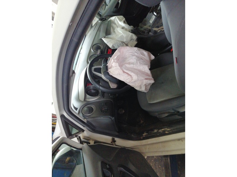 seat ibiza berlina (6j5) del año 2009