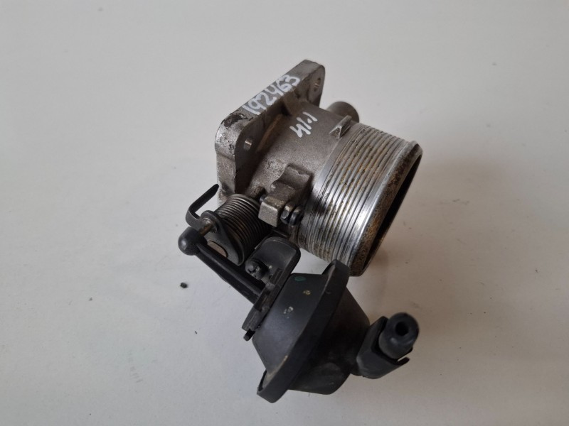 Recambio de caja mariposa para kia carnival j3 referencia OEM IAM 351004X  
