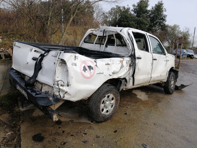 toyota hilux (kun) del año 2012