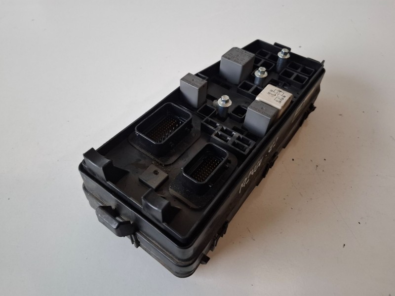 Recambio de caja reles / fusibles para kia carnival j3 referencia OEM IAM 919504D0500F  