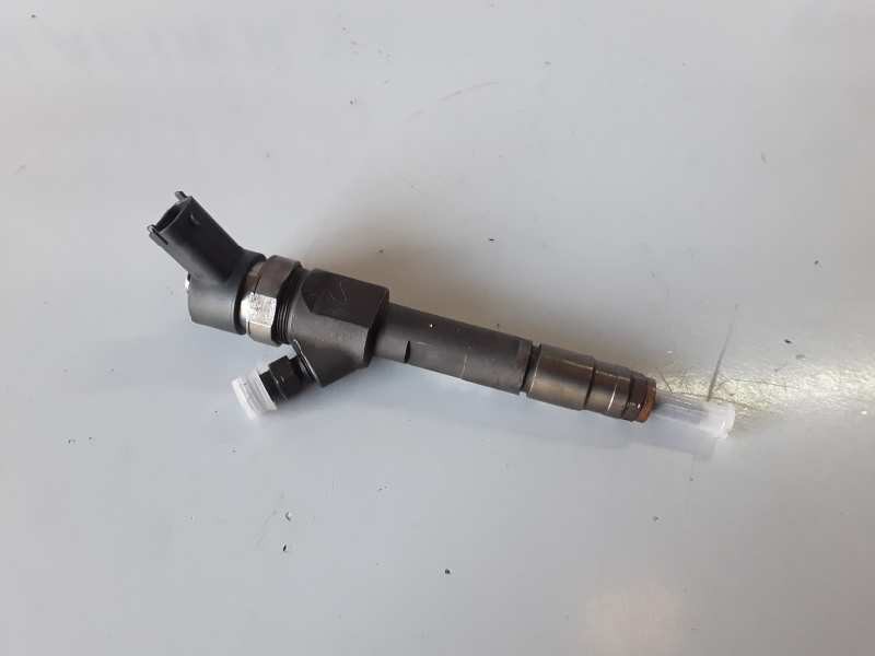 Recambio de inyector para suzuki grand vitara (jb/jt) f9q referencia OEM IAM 0445110230/8200389369  
