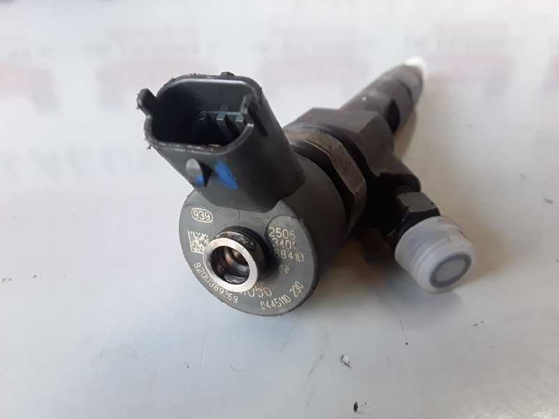 Recambio de inyector para suzuki grand vitara (jb/jt) f9q referencia OEM IAM 0445110230/8200389369  