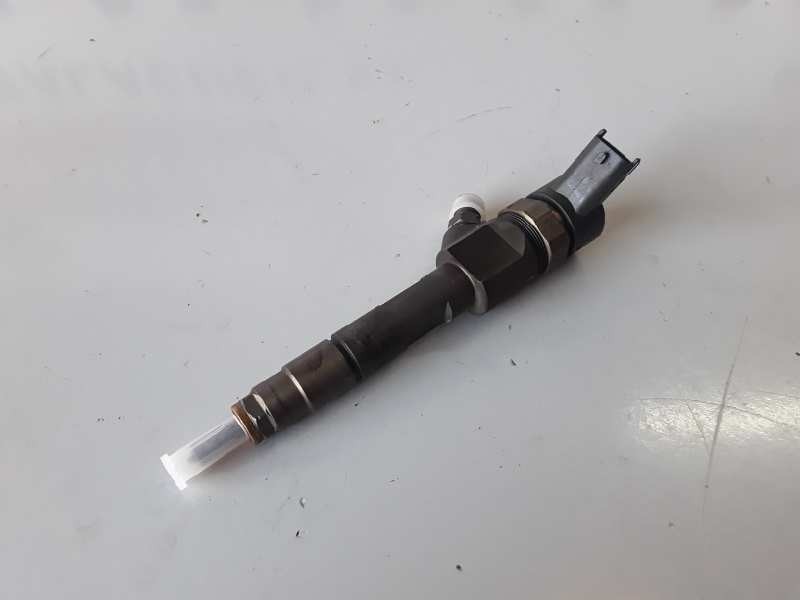 Recambio de inyector para suzuki grand vitara (jb/jt) f9q referencia OEM IAM 0445110230/8200389369  