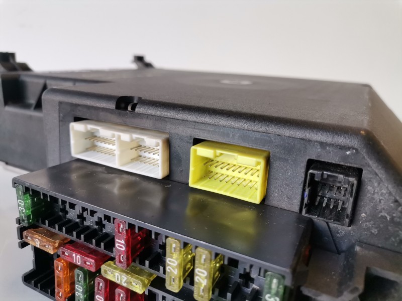 Recambio de modulo electronico para land rover range rover (lp) 256tbmw referencia OEM IAM AMR6532  
