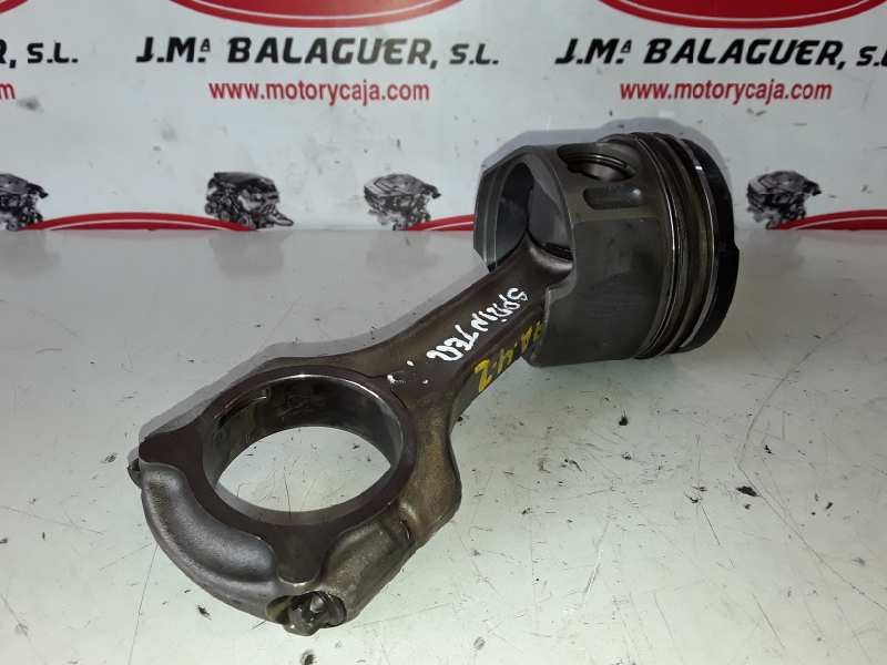 Recambio de piston para mercedes-benz sprinter combi referencia OEM IAM 611/8857  
