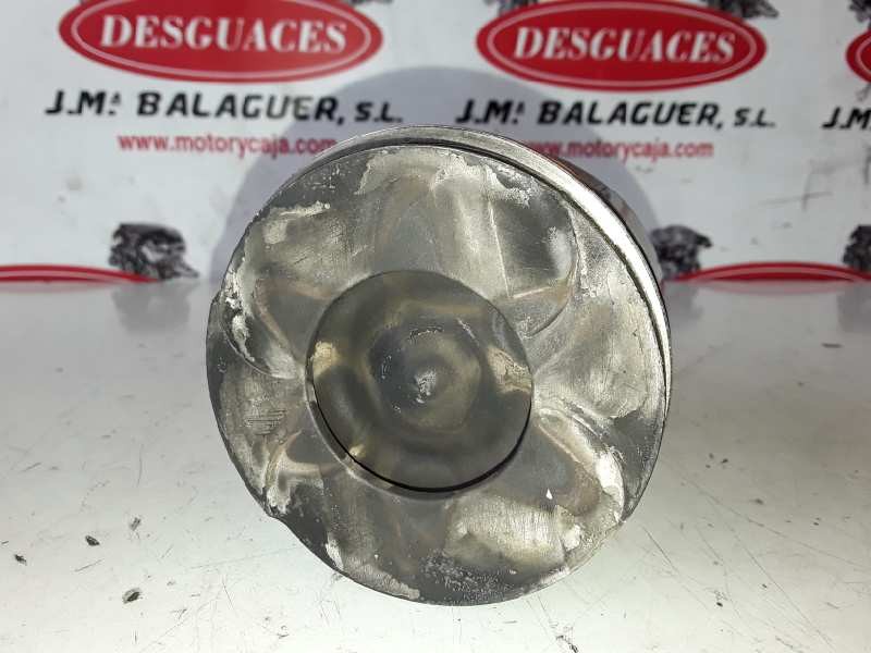 Recambio de piston para mercedes-benz sprinter combi referencia OEM IAM 611/8857  