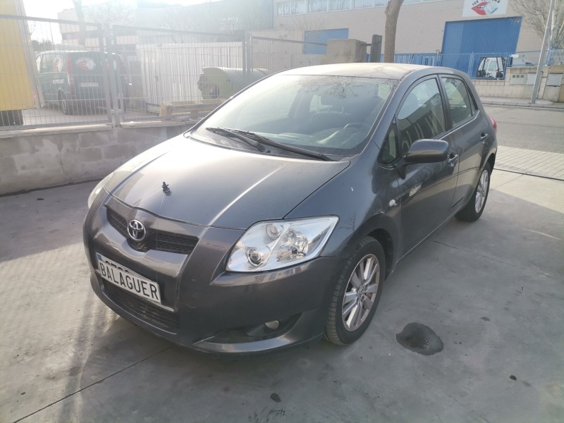 toyota auris (e15) del año 2007
