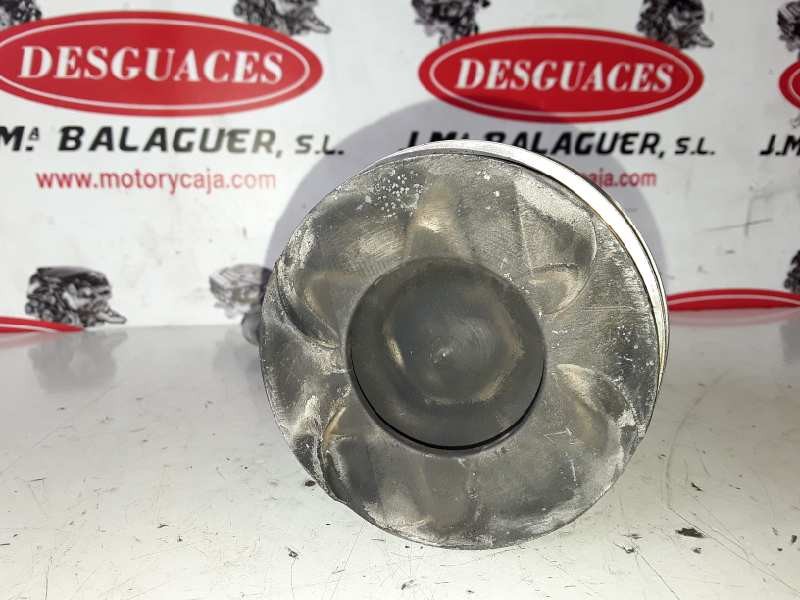 Recambio de piston para mercedes-benz sprinter furgón referencia OEM IAM 611/8857  