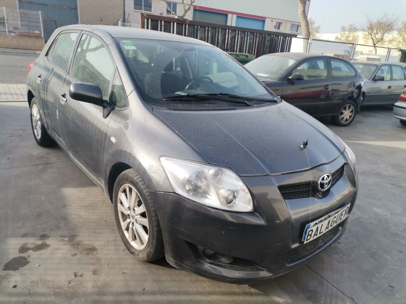 toyota auris (e15) del año 2007