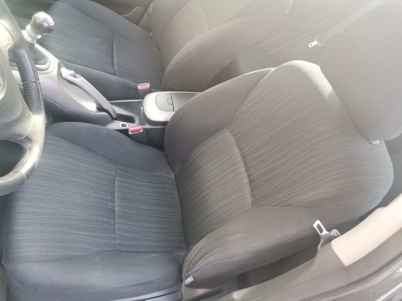 toyota auris (e15) del año 2007