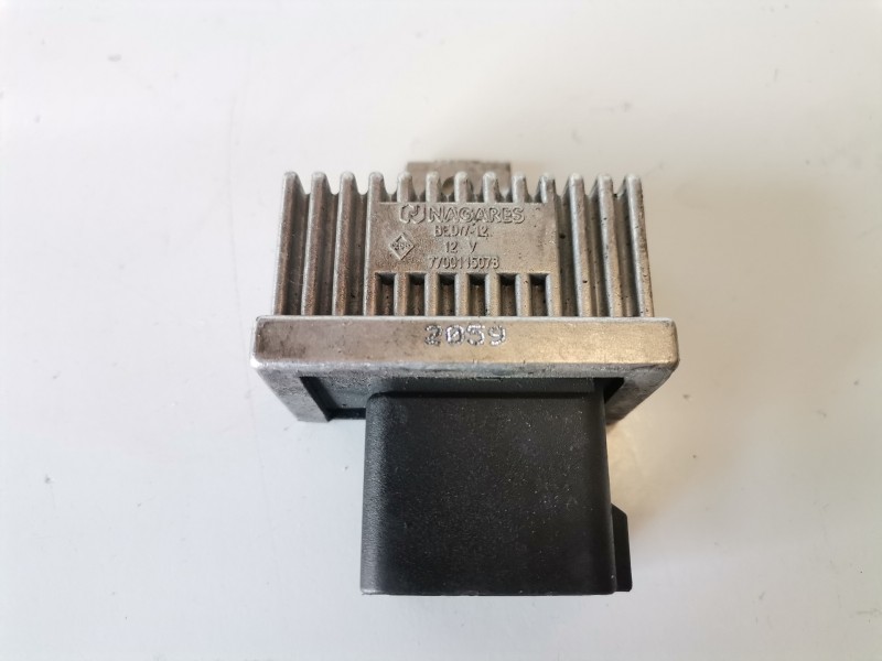 Recambio de caja precalentamiento para renault kangoo i (f/kc0) k9k714 referencia OEM IAM 7700115078  
