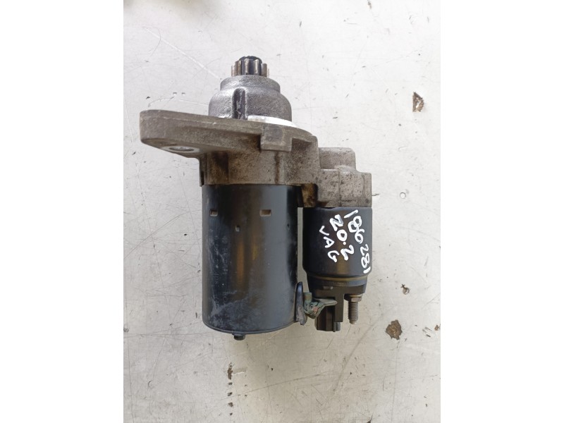 Recambio de motor arranque para audi a3 (8p1) axw referencia OEM IAM 0001121408  