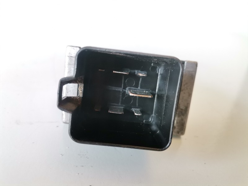 Recambio de caja precalentamiento para renault kangoo i (f/kc0) k9k714 referencia OEM IAM 7700115078  