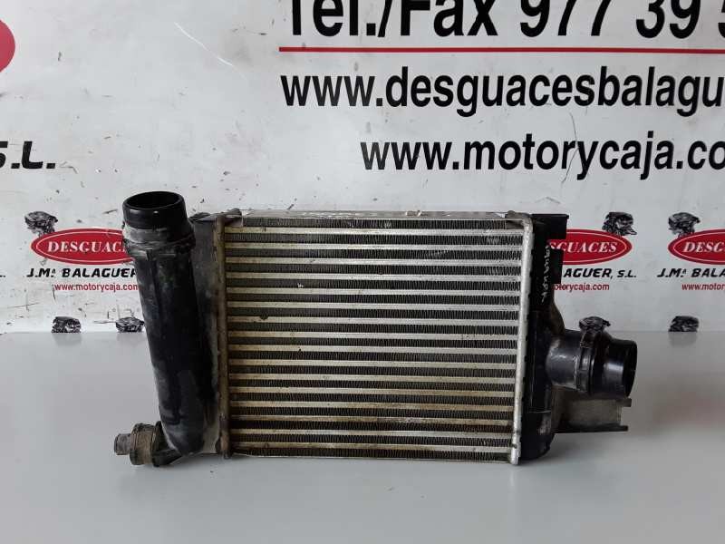 Recambio de intercooler para dacia duster i k9k658 referencia OEM IAM 144967634R/14461B681D  