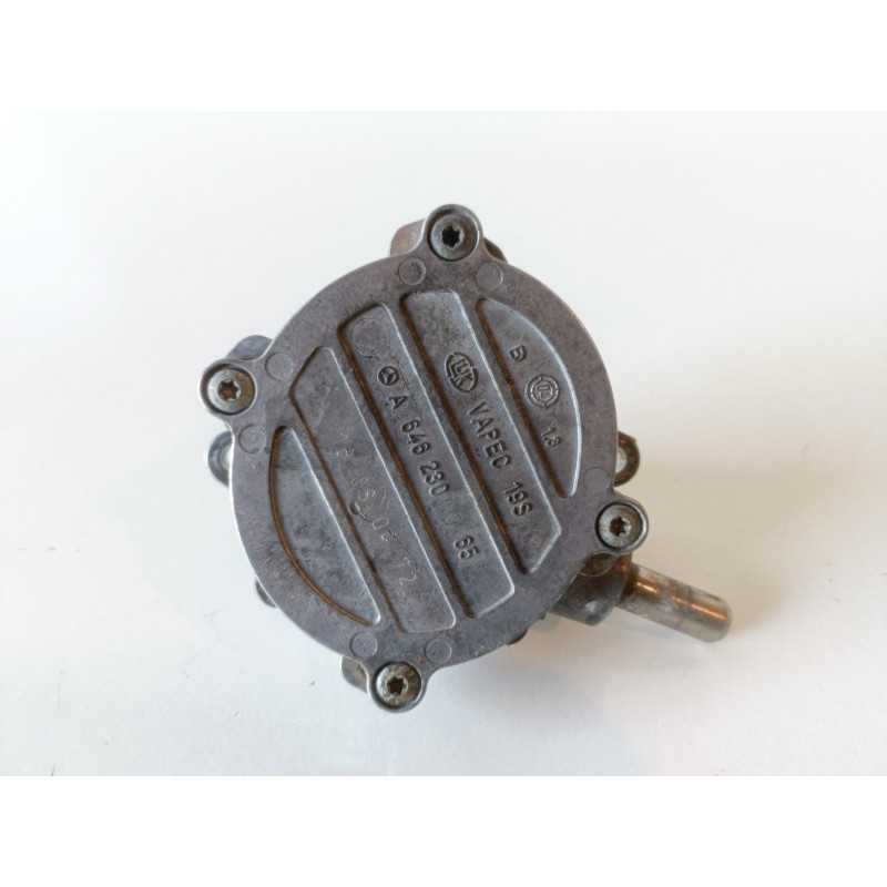 Recambio de depresor freno / bomba vacio para mercedes-benz vito basic-kombi (639) 646811 referencia OEM IAM A6462300165  