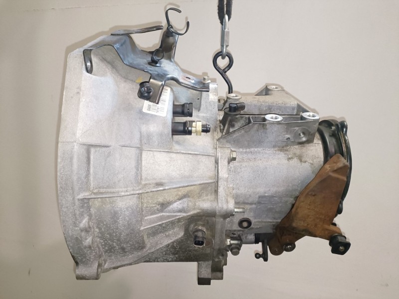 Recambio de caja cambios para ford fiesta (cb1) f6jd referencia OEM IAM 8A6R7002EA  