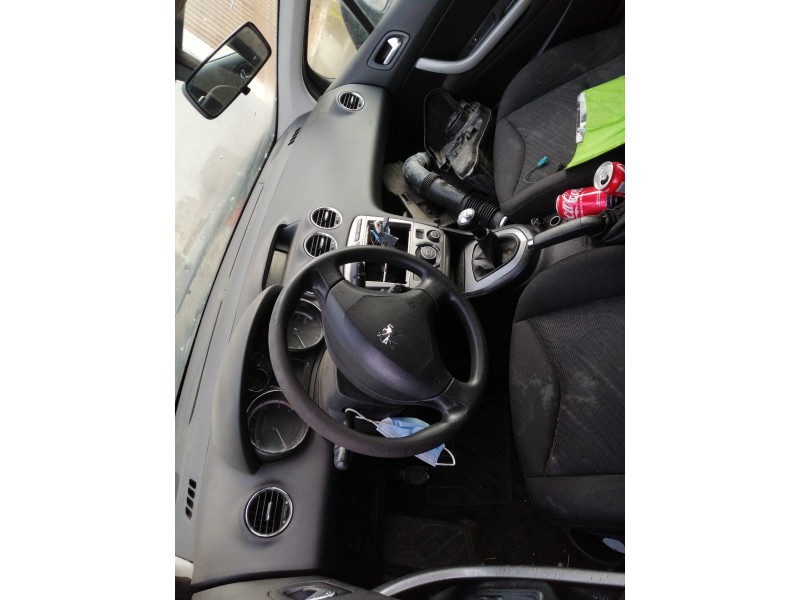 peugeot 308 del año 2009
