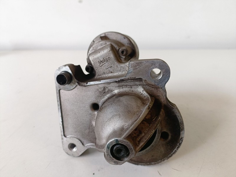 Recambio de motor arranque para ford fiesta (cb1) f6jd referencia OEM IAM 8V2111000AD  