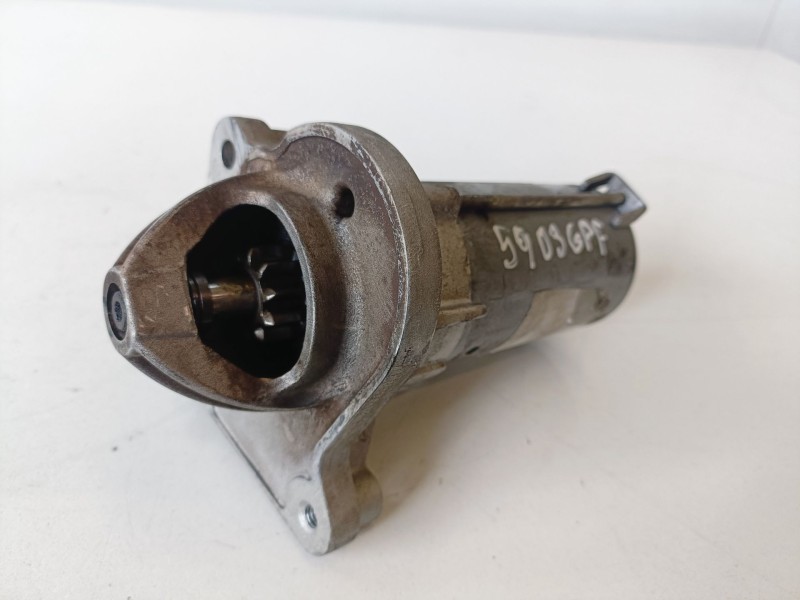 Recambio de motor arranque para ford fiesta (cb1) f6jd referencia OEM IAM 8V2111000AD  