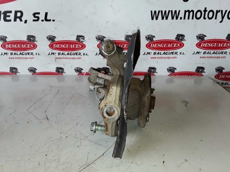 Recambio de mangueta delantera derecha para audi q7 (4l) bug referencia OEM IAM 7L0407258A  