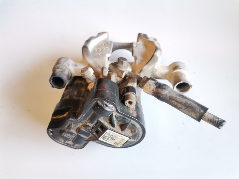 Recambio de pinza de freno trasera izquierda para volkswagen golf vii (5g1/be1) clh referencia OEM IAM   