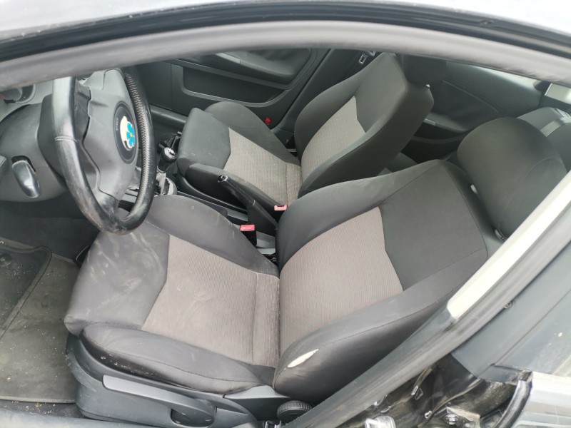 seat ibiza (6l1) del año 2003