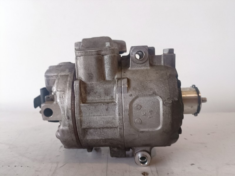Recambio de compresor aire acondicionado para seat ibiza berlina (6j5) bls referencia OEM IAM 6Q0820808F  