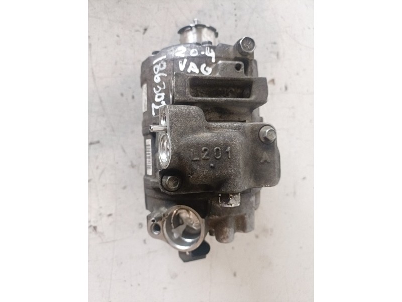 Recambio de compresor aire acondicionado para seat ibiza berlina (6j5) bls referencia OEM IAM 6Q0820808F  
