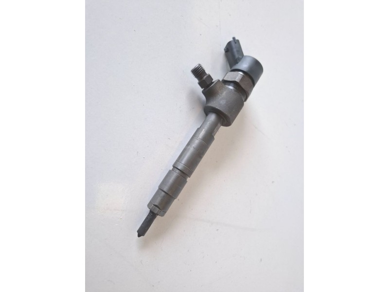 Recambio de inyector para fiat ii punto (188) berlina 188a7000 referencia OEM IAM 0445110019  