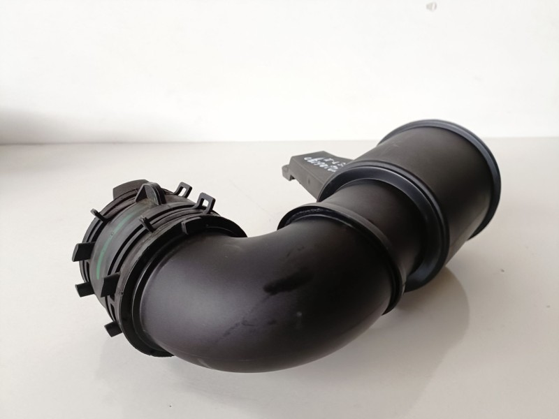 Recambio de tubo aspiracion admision para land rover discovery 5 204dta referencia OEM IAM HPLA9C602AB  