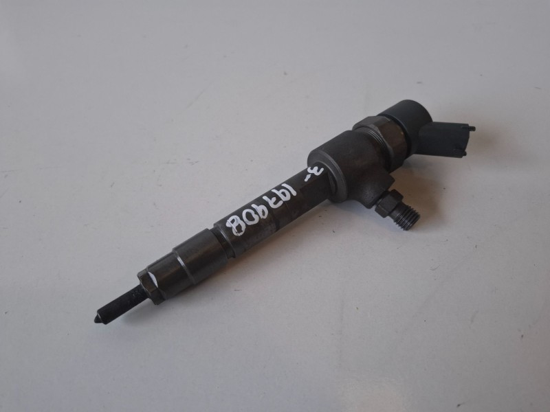 Recambio de inyector para fiat ii punto (188) berlina 188a7000 referencia OEM IAM 0445110019  