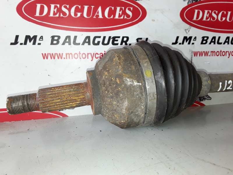 Recambio de transmision delantera derecha para renault trafic ii combi m9r782 referencia OEM IAM 93856308/8200452268  