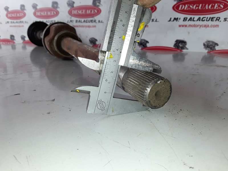 Recambio de transmision delantera derecha para renault trafic ii combi m9r782 referencia OEM IAM 93856308/8200452268  