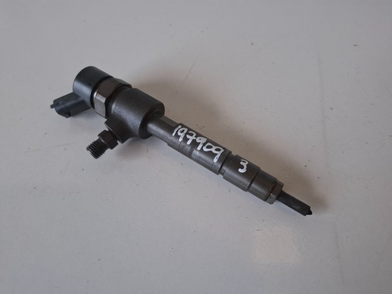 Recambio de inyector para fiat ii punto (188) berlina 188a7000 referencia OEM IAM 0445110019  