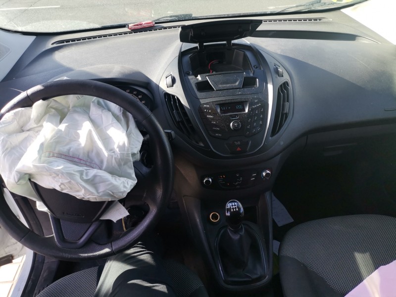 ford transit courier (c4a) del año 2015