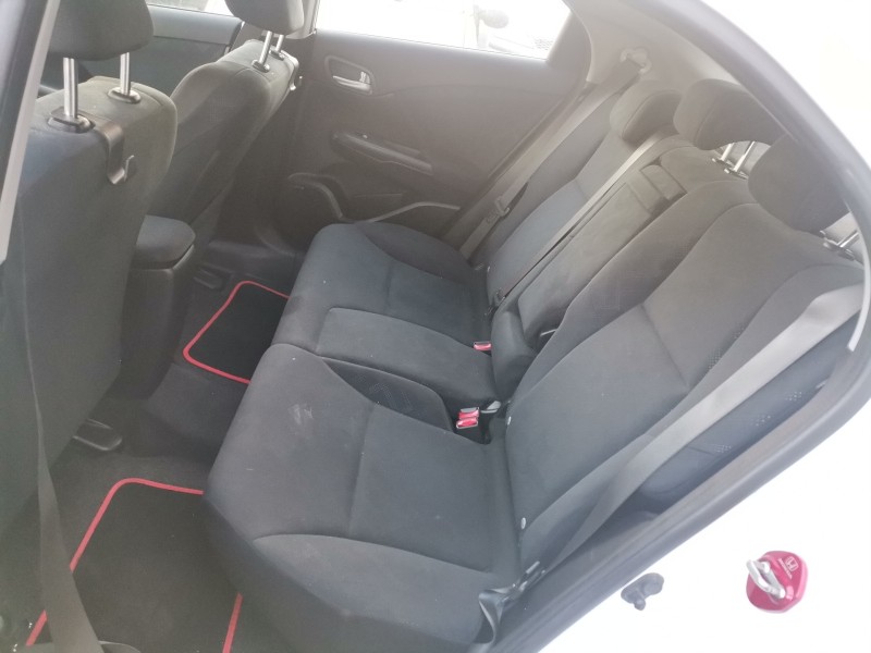 honda civic 5 puertas (fk) del año 2014