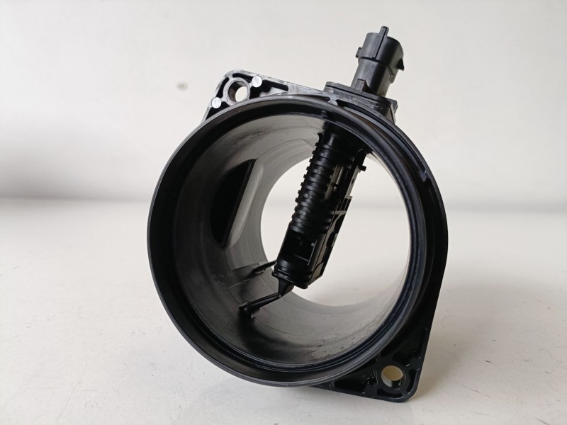 Recambio de caudalimetro para land rover discovery 5 204dta referencia OEM IAM G4D312B579AA  