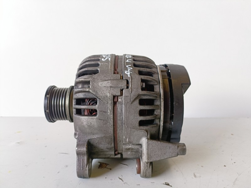 Recambio de alternador para audi a4 avant (8k5) caga referencia OEM IAM 03G903016E  