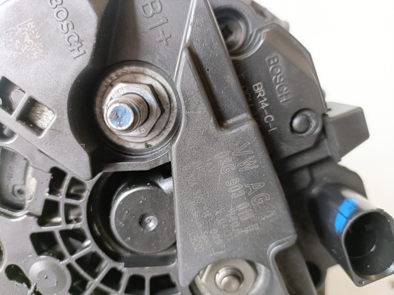 Recambio de alternador para audi a4 avant (8k5) caga referencia OEM IAM 03G903016E  