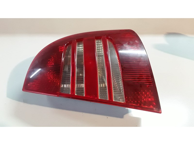 Recambio de piloto trasero derecho para skoda superb (3u4) awx referencia OEM IAM 1SCX13450AA  