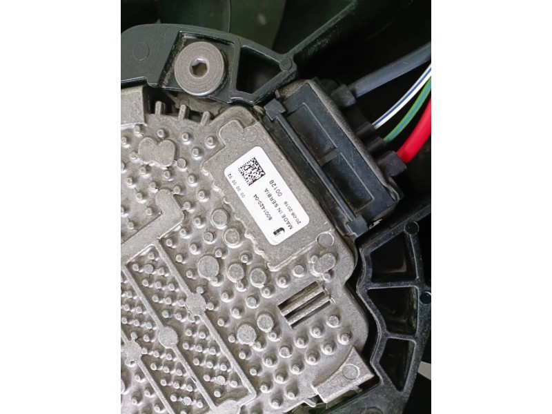 Recambio de electroventilador para land rover discovery 5 204dta referencia OEM IAM 500142004/500142604  