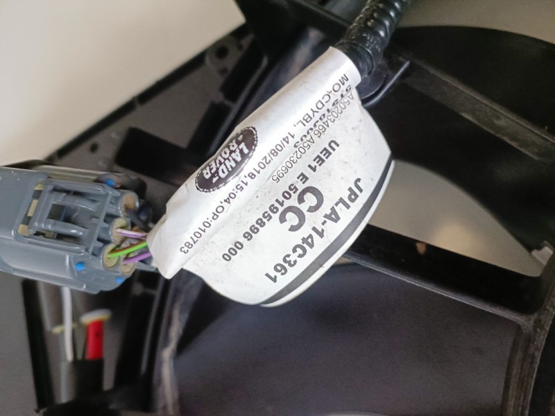 Recambio de electroventilador para land rover discovery 5 204dta referencia OEM IAM 500142004/500142604  