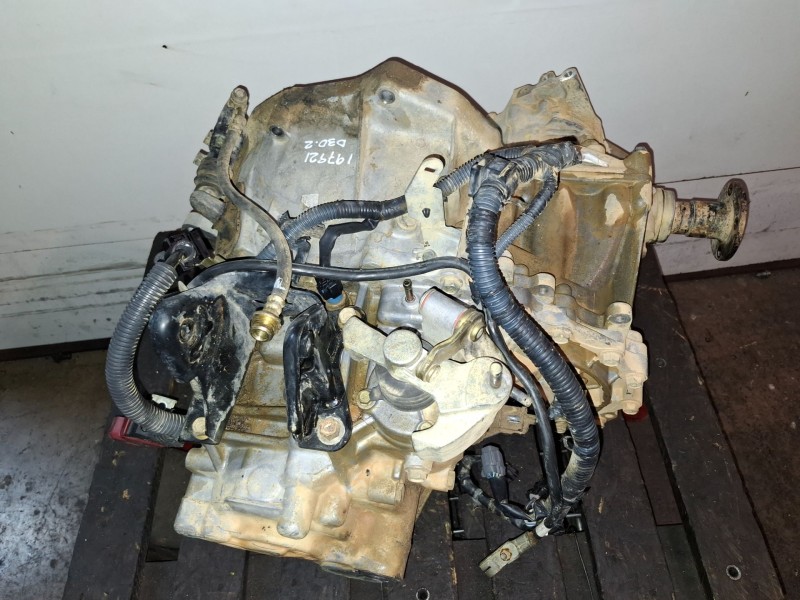 Recambio de caja cambios para nissan x-trail (t30) yd22 referencia OEM IAM   